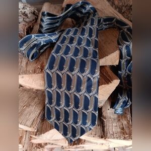 Zylos 100%silk tie
